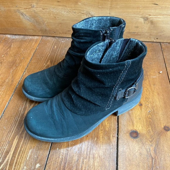 Earth Originals sz 7.5 Black Leather Bootie - Picture 2 of 6